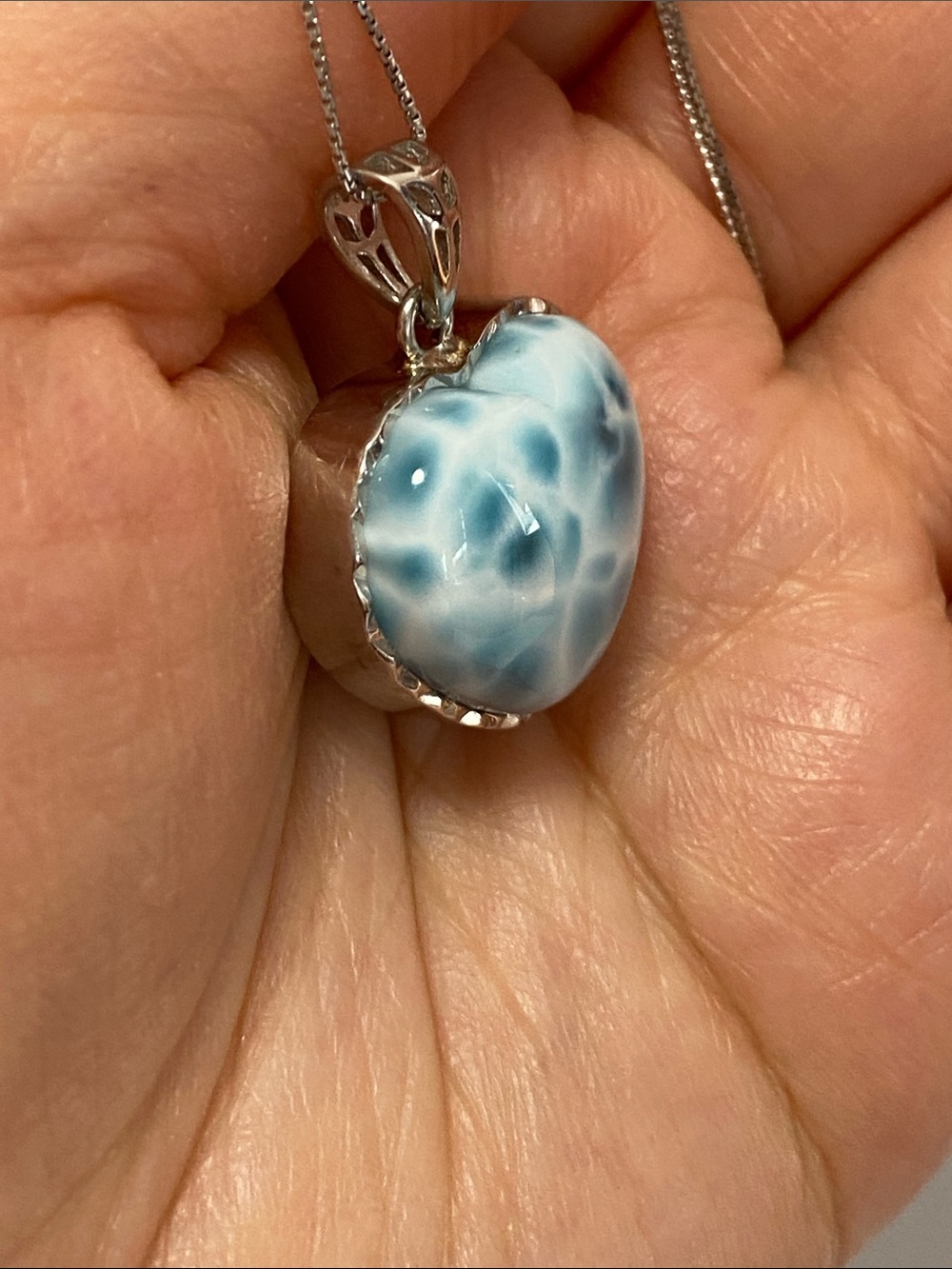 High Quality AAA Natural Larimar Heart Silver Pendant Necklace - Picture 3 of 7